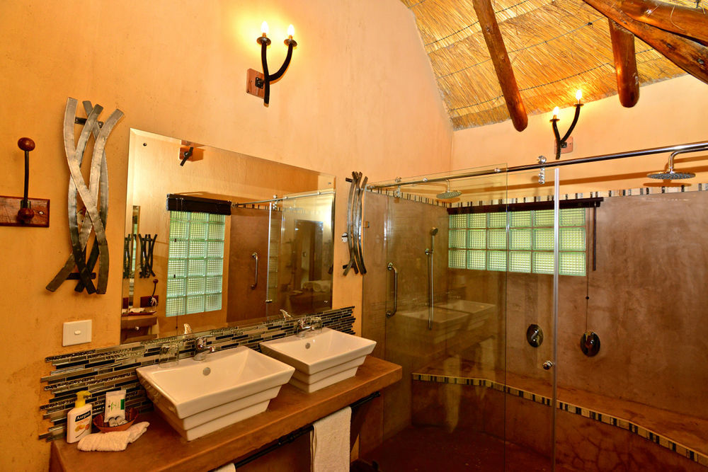 Gorges Lodge Victoria Falls Esterno foto