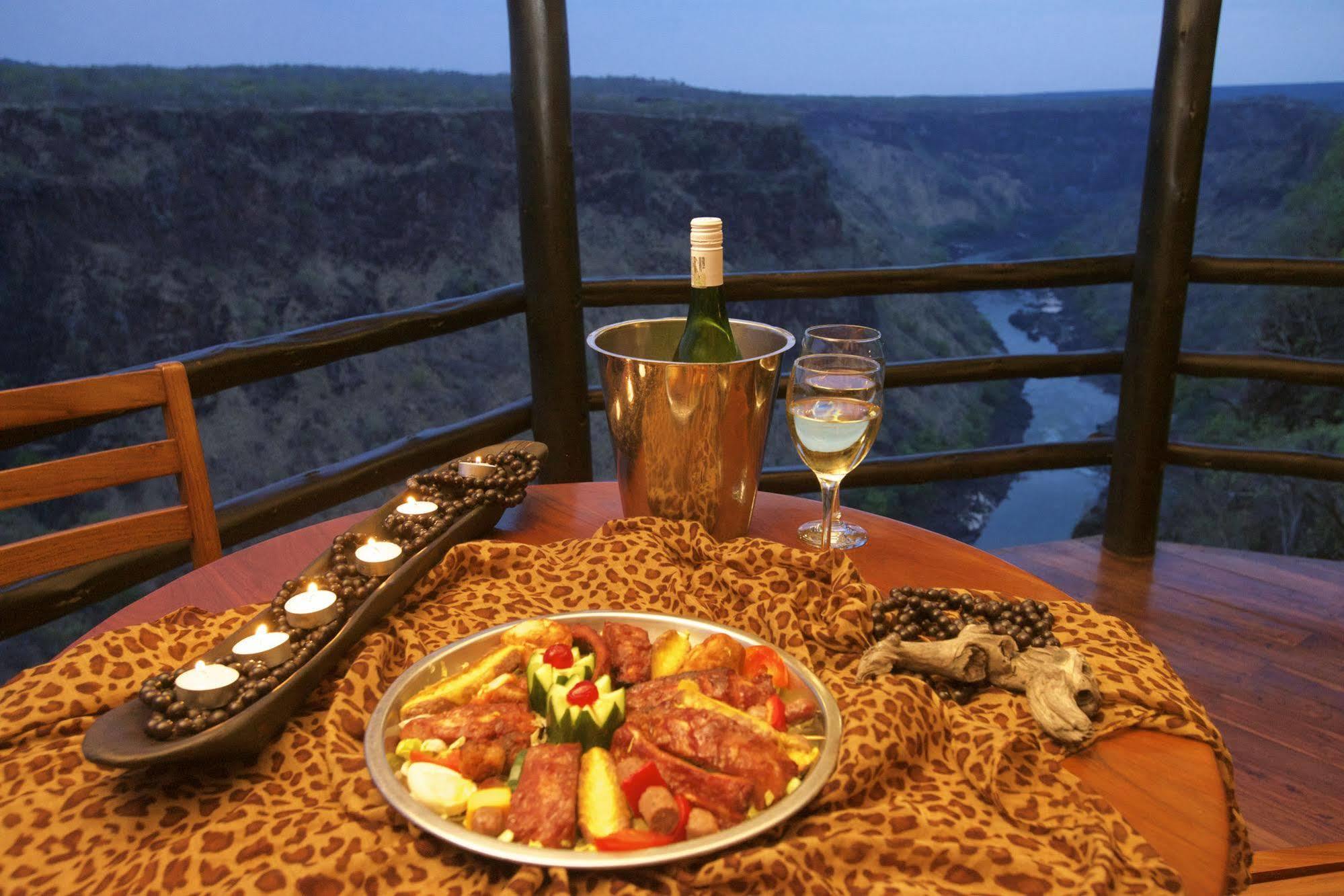 Gorges Lodge Victoria Falls Esterno foto