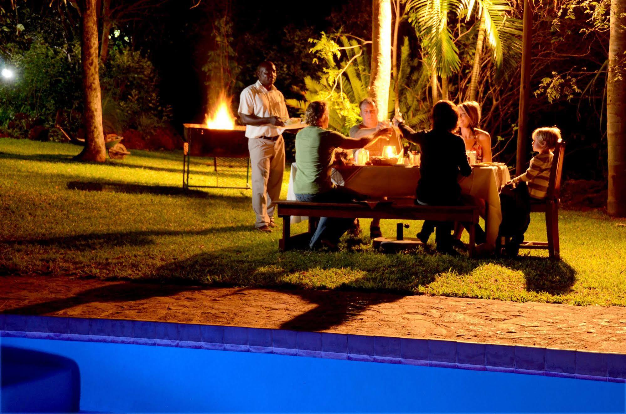 Gorges Lodge Victoria Falls Esterno foto